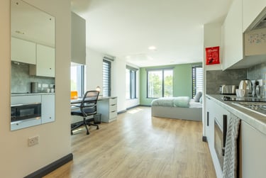 Gold Studio - Image 1